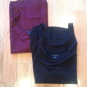 Ann Taylor Tank atop Bundle Size S